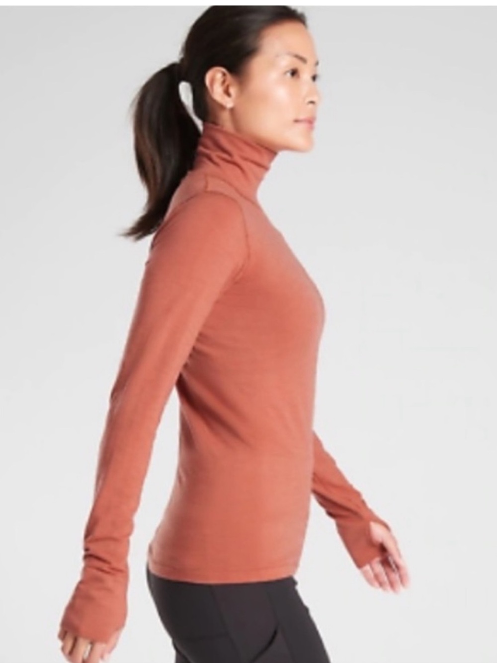 Athleta Foresthill Ascent Turtleneck Etruscan Red Top Long Sleeve Small